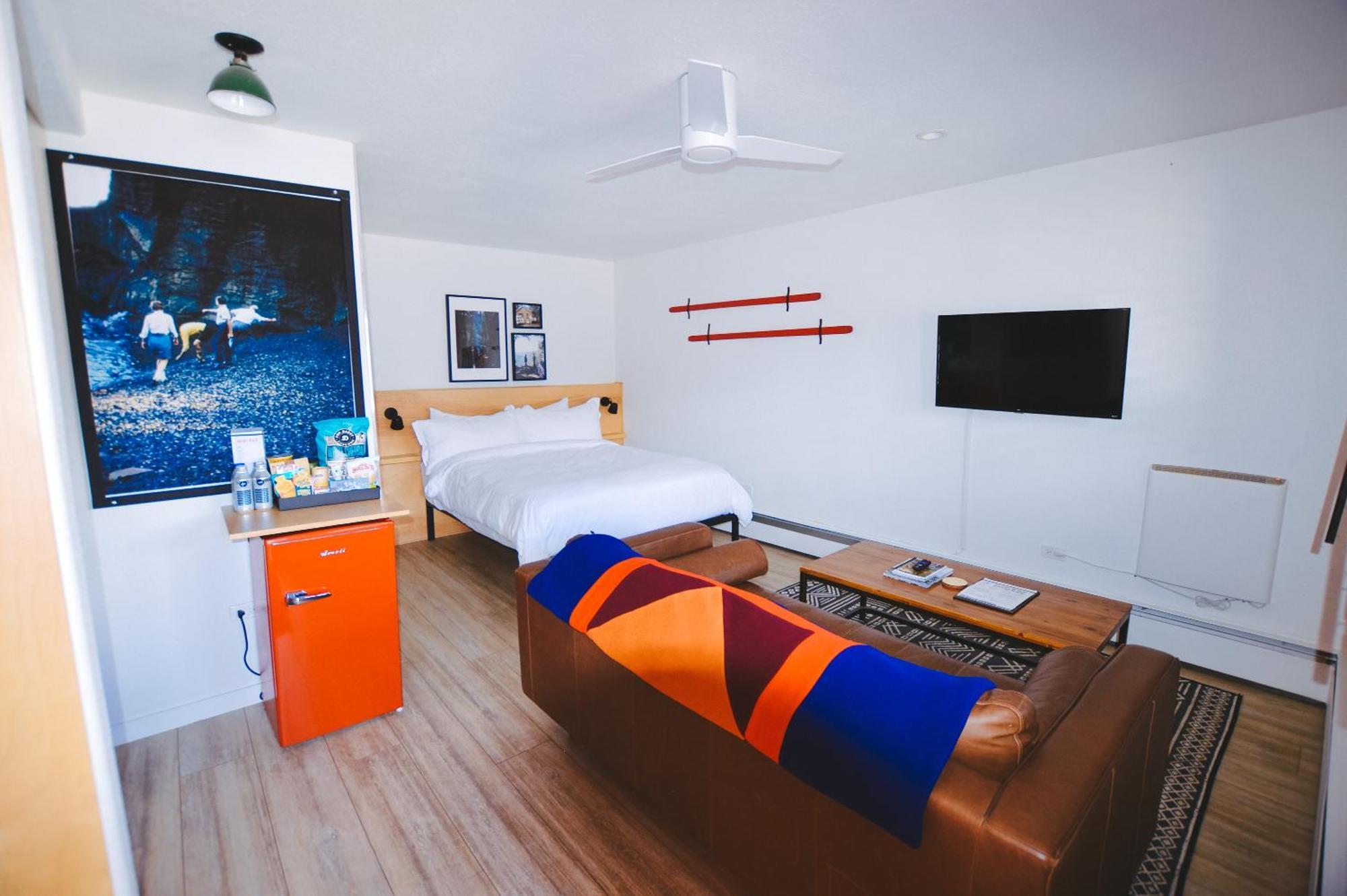 The Timberline Motel Лийдвил Екстериор снимка