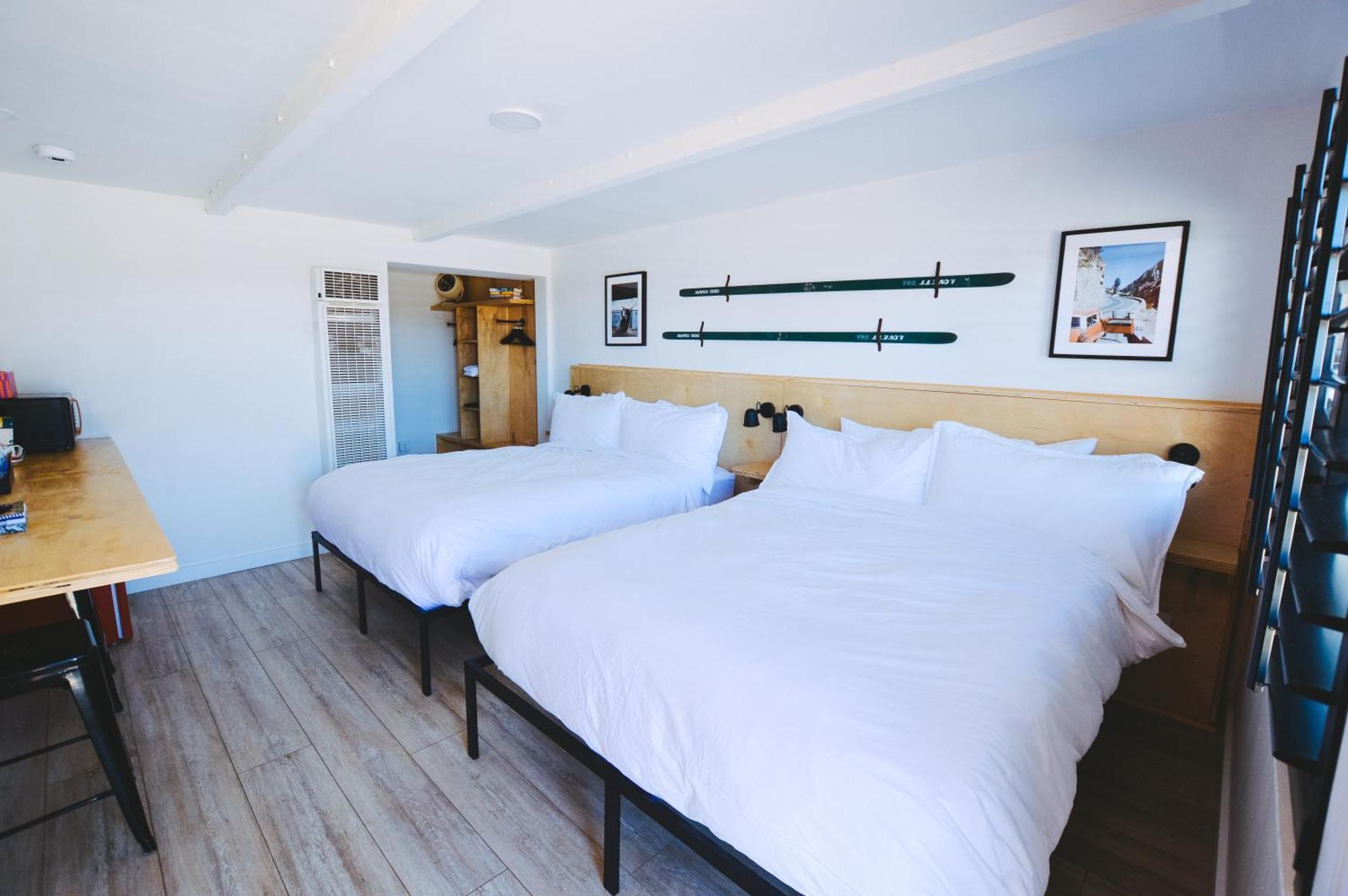 The Timberline Motel Лийдвил Екстериор снимка