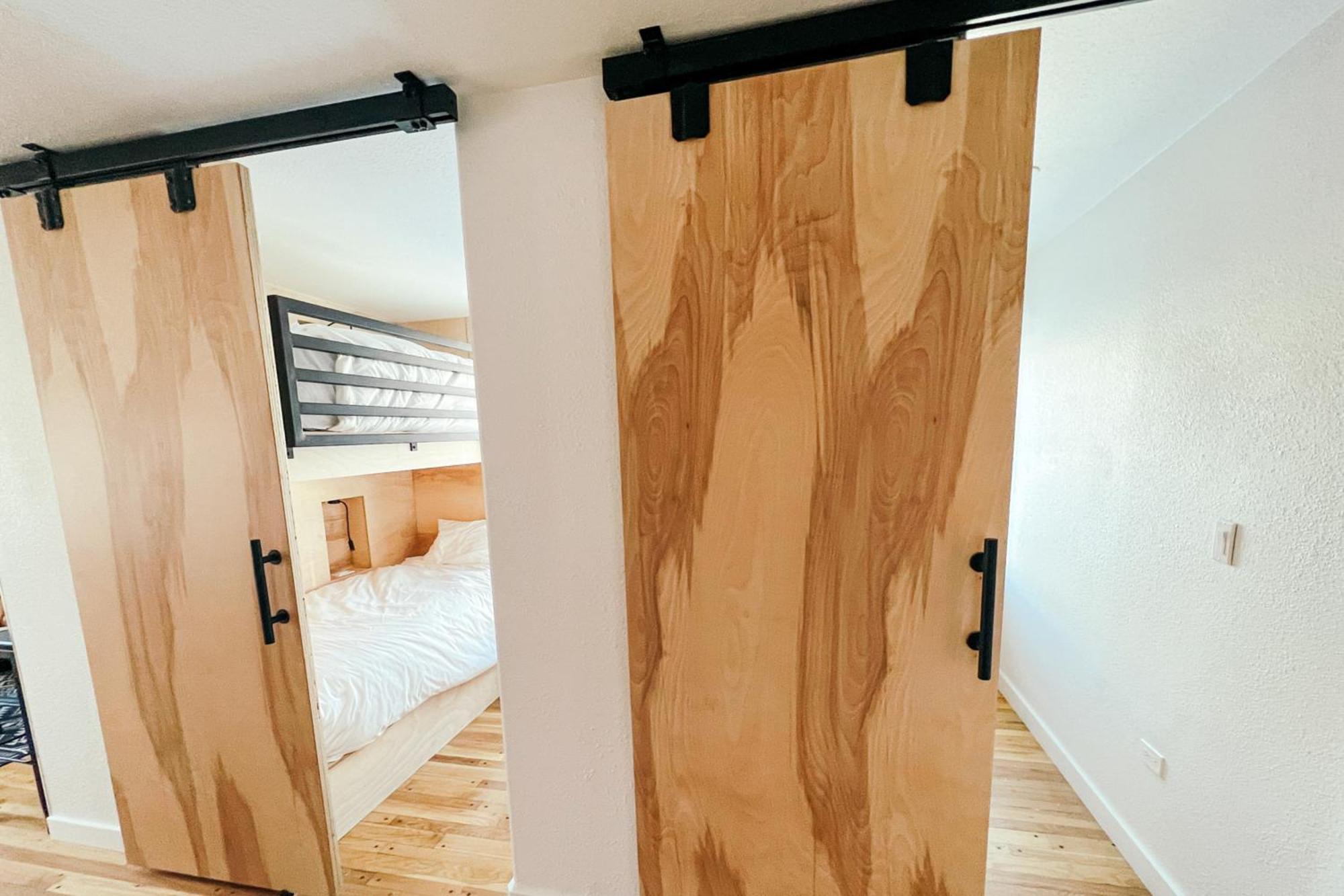 The Timberline Motel Лийдвил Екстериор снимка