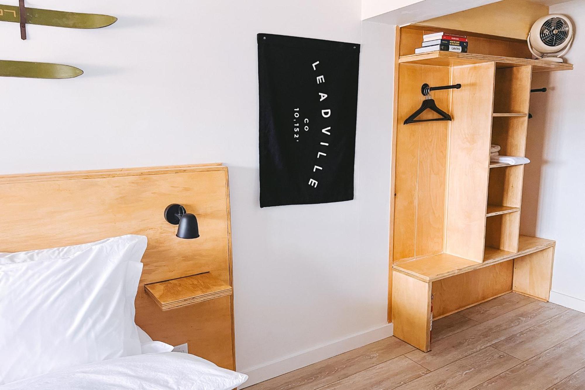 The Timberline Motel Лийдвил Екстериор снимка