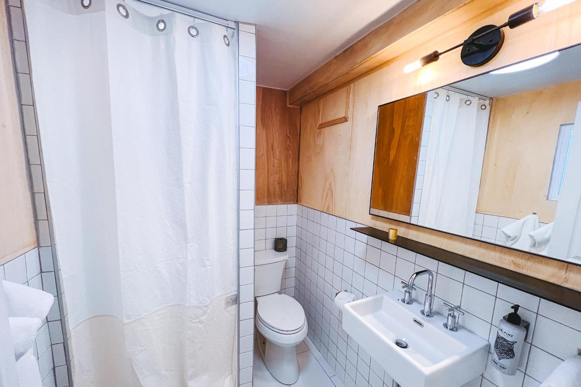 The Timberline Motel Лийдвил Екстериор снимка