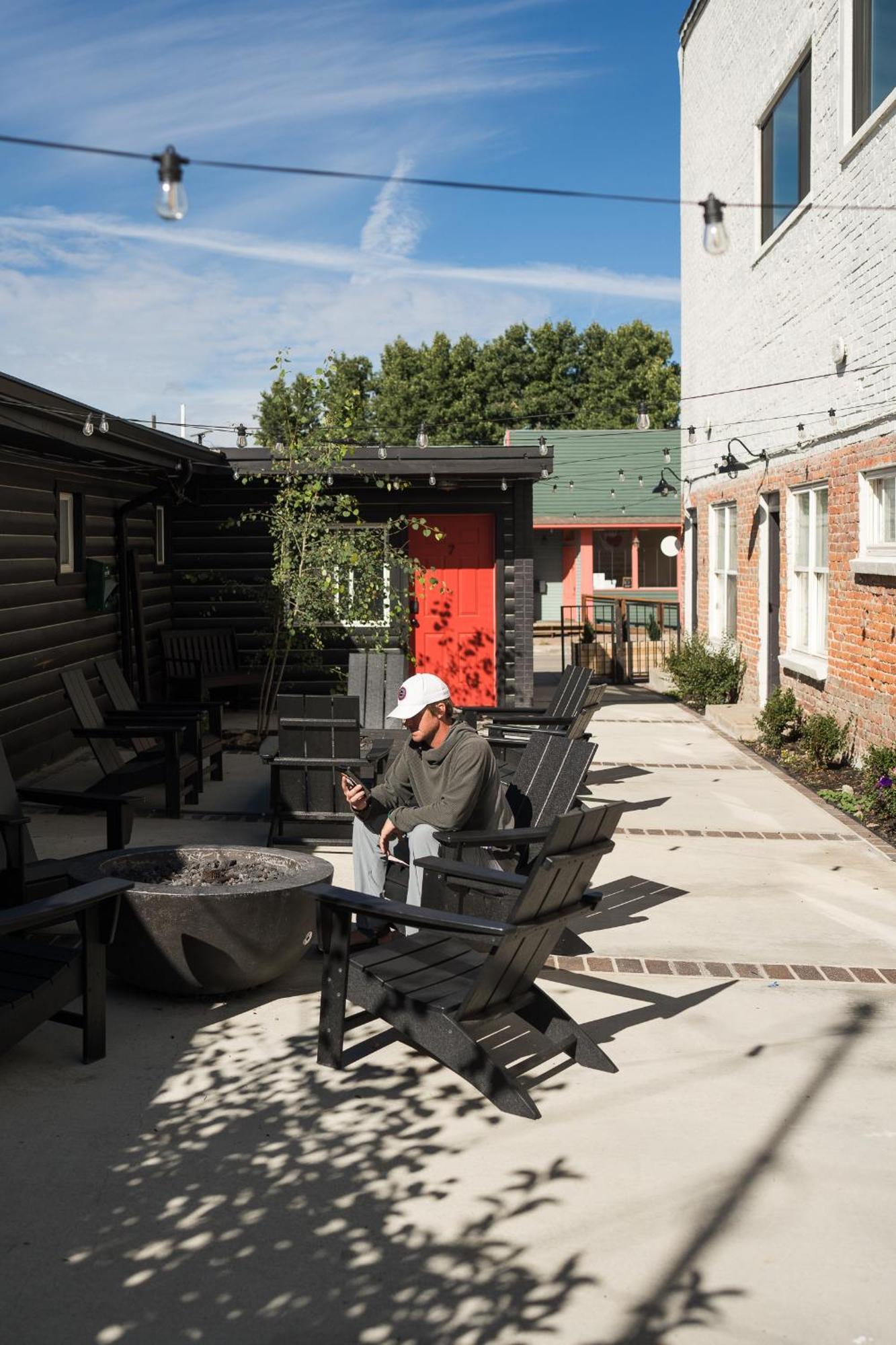 The Timberline Motel Лийдвил Екстериор снимка